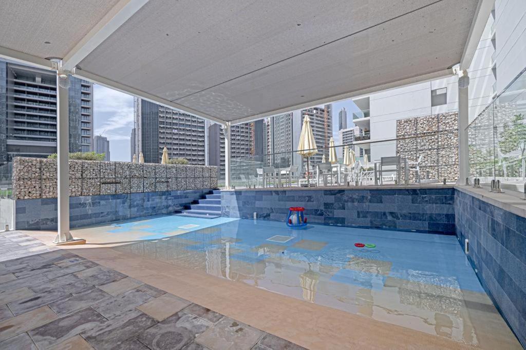 Brand New 1Br- Business Bay - Burj Khalifa View Apartment Dubai Exterior photo